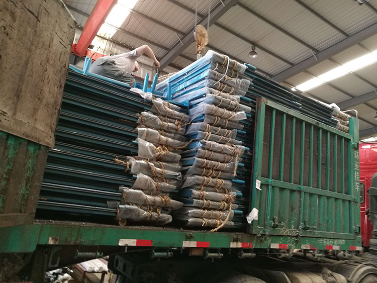 山東礦安一批無壓風門發(fā)往山西臨汾