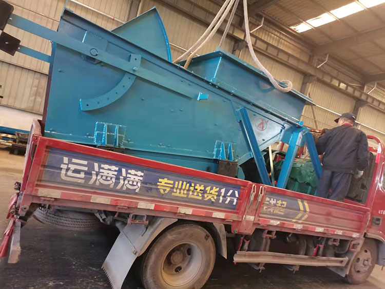 山東礦安往復式給煤機發(fā)往河北保定