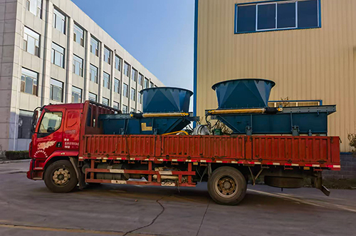 專(zhuān)注定制，使命必達(dá) | 山東礦安機(jī)電定制款圓形漏斗給煤機(jī)順利發(fā)貨